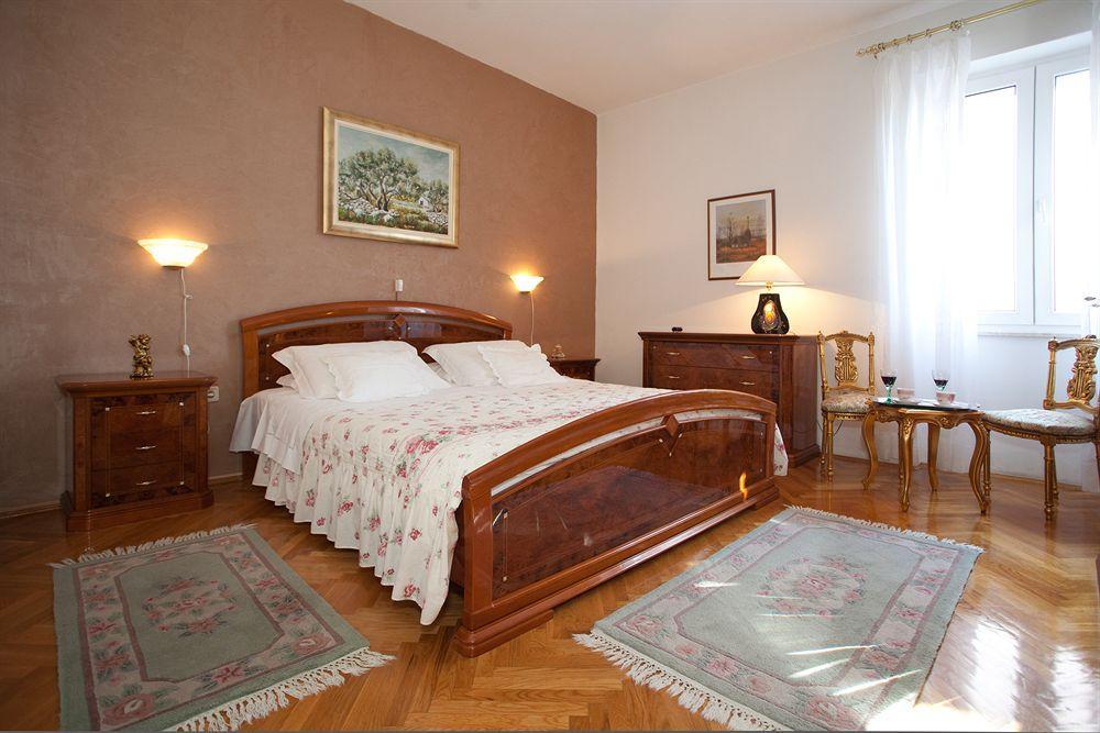 Cro Jet Set Apartments Spalato Esterno foto