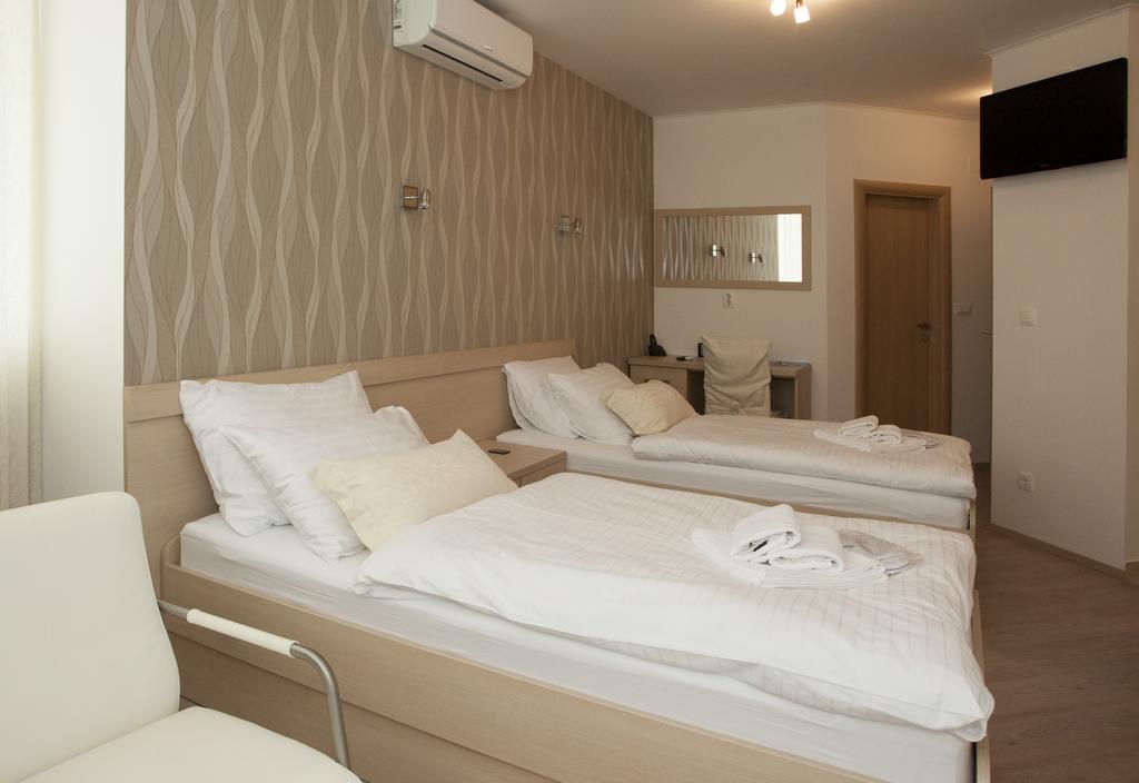 Cro Jet Set Apartments Spalato Esterno foto