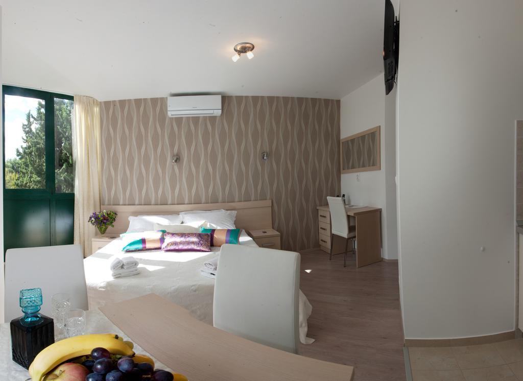 Cro Jet Set Apartments Spalato Esterno foto