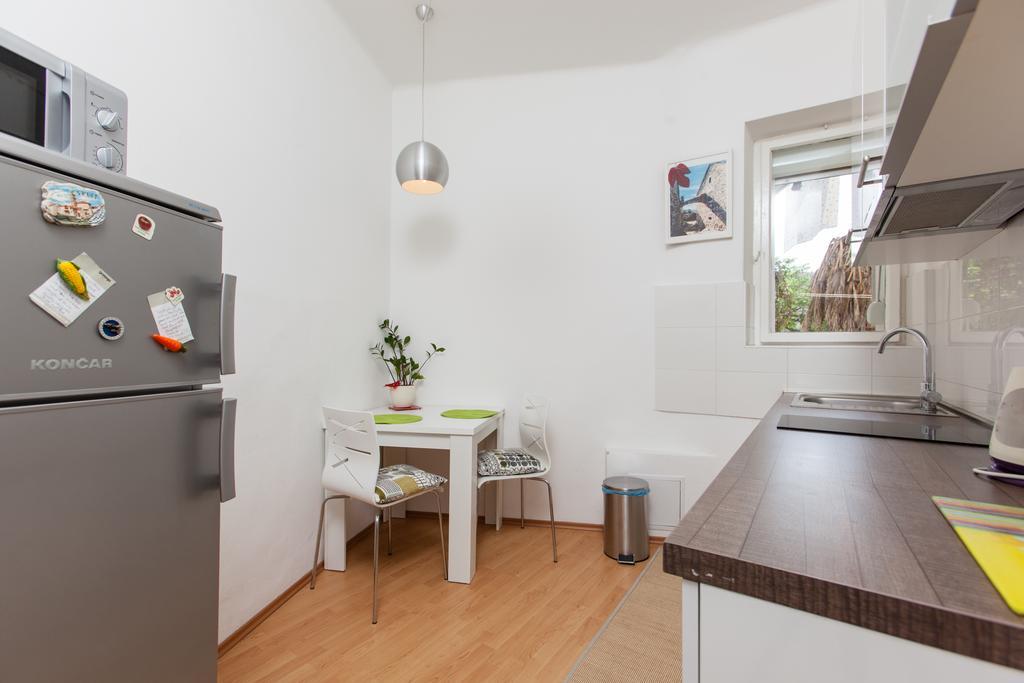 Cro Jet Set Apartments Spalato Esterno foto