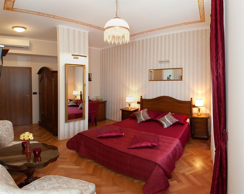 Cro Jet Set Apartments Spalato Esterno foto