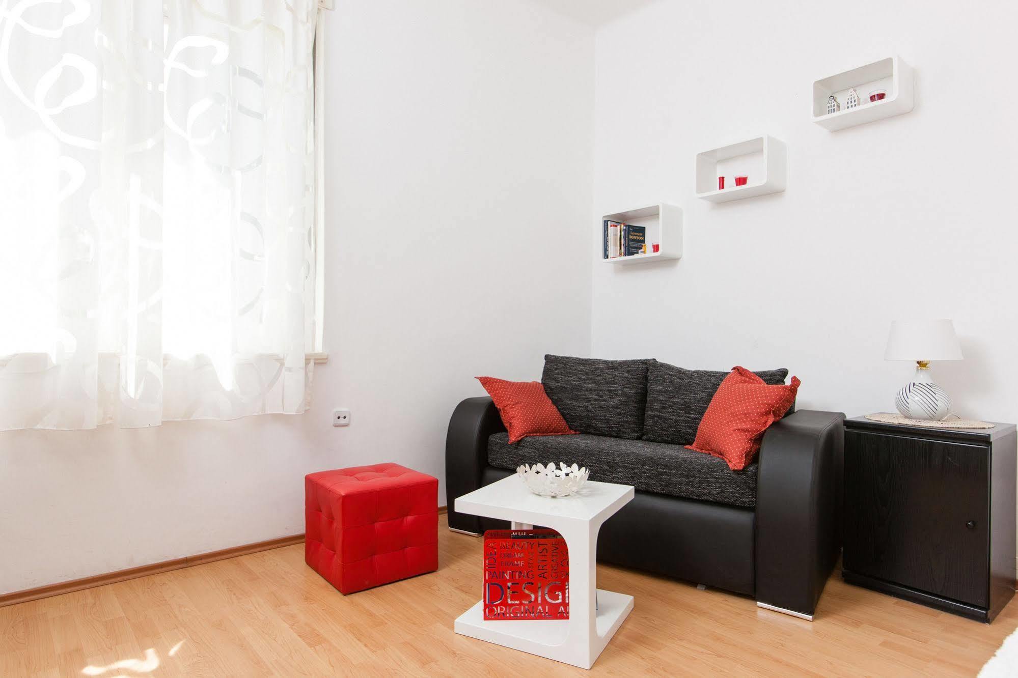 Cro Jet Set Apartments Spalato Esterno foto